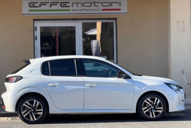 Peugeot 208 - Pure Tech