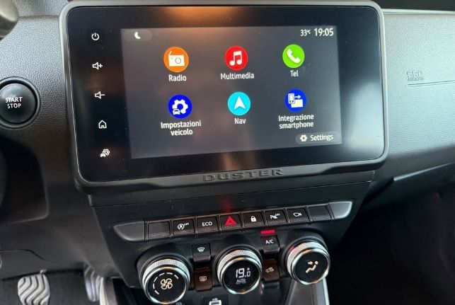 Dacia Duster 1.0: il SUV che ti sorprende al primo sguardo! Scopri perché a tutti piace