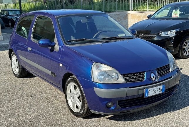 Renault Clio Diesel 2004